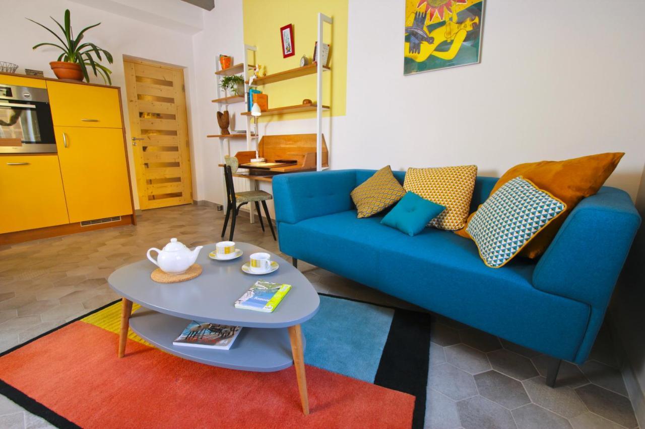 Gite Urbain Au 2Bis - Annecy Bagian luar foto