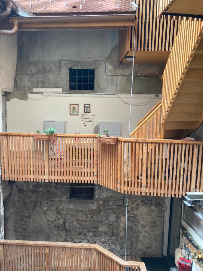Gite Urbain Au 2Bis - Annecy Bagian luar foto