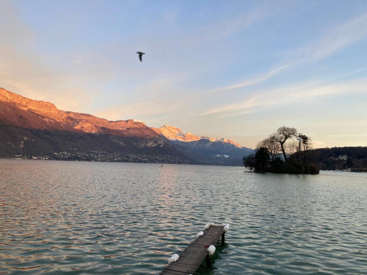 Gite Urbain Au 2Bis - Annecy Bagian luar foto