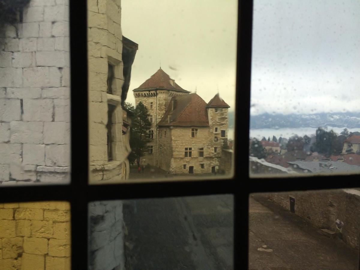 Gite Urbain Au 2Bis - Annecy Bagian luar foto